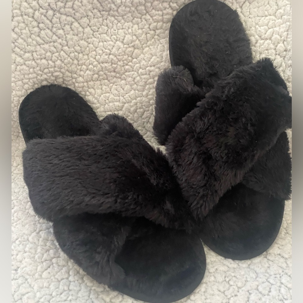 Black Faux Fur Slippers